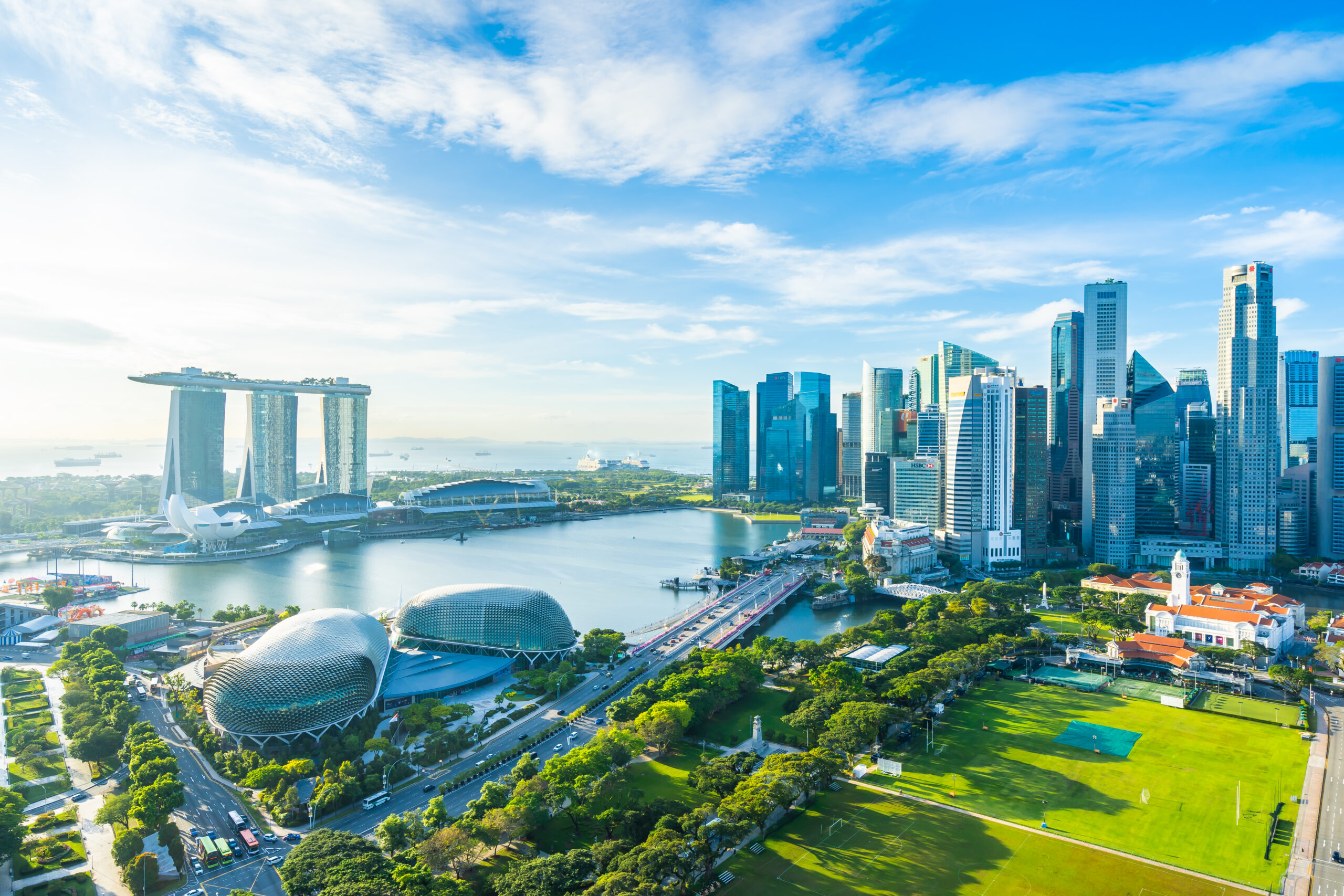How to Get the Best Deals on Flights and Hotels in Singapore